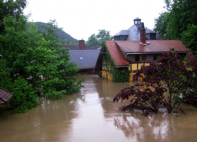 Blick auf die Clodramühle von der Scheune aus in der Nähe des höchsten Wasserstandes.